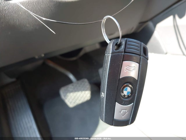 Продажа на аукционе авто 2011 Bmw 328i, vin: WBADW3C53BE537750, номер лота: 45025369