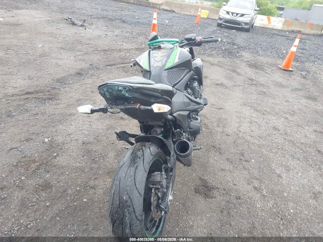 2016 Kawasaki Zr800 B მანქანა იყიდება აუქციონზე, vin: JKBZRCB10GDA13203, აუქციონის ნომერი: 45025380