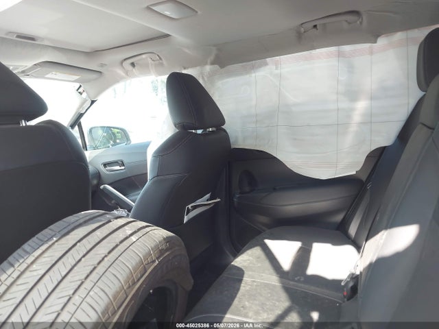 45025386 :رقم المزاد ، 7MUDAAAGXRV087356 vin ، 2024 Toyota Corolla Cross Xle مزاد بيع