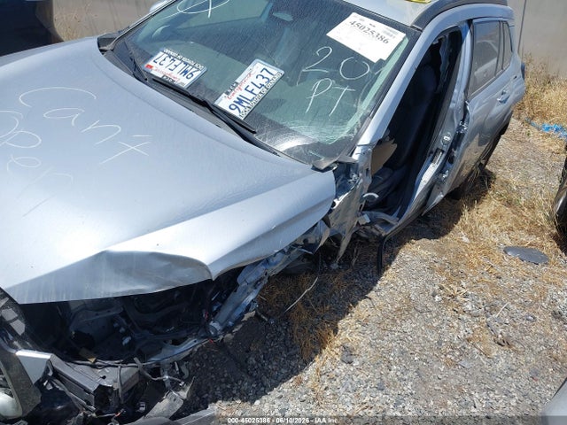 45025386 :رقم المزاد ، 7MUDAAAGXRV087356 vin ، 2024 Toyota Corolla Cross Xle مزاد بيع