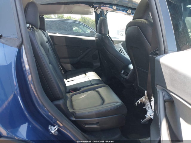 Продажа на аукционе авто 2024 Tesla Model Y Long Range Dual Motor All-wheel Drive, vin: 7SAYGAEEXRF060362, номер лота: 45025403