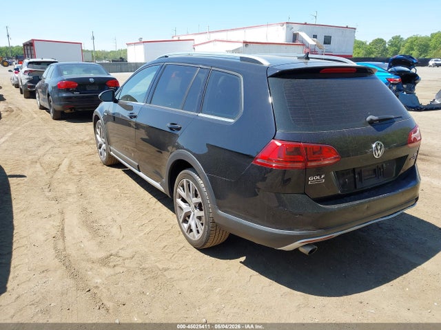 45025411 :رقم المزاد ، 3VWH17AU9HM506636 vin ، 2017 Volkswagen Golf Alltrack Tsi Sel مزاد بيع