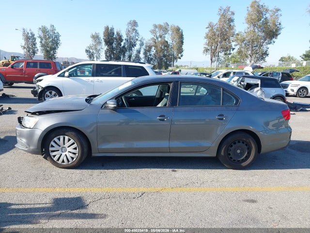3VWD17AJ9EM244181 Volkswagen Jetta 1.8t Se