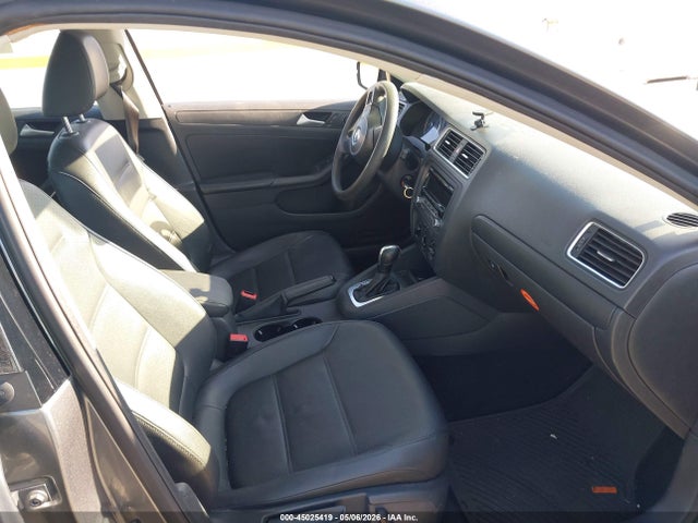 3VWD17AJ9EM244181 Volkswagen Jetta 1.8t Se