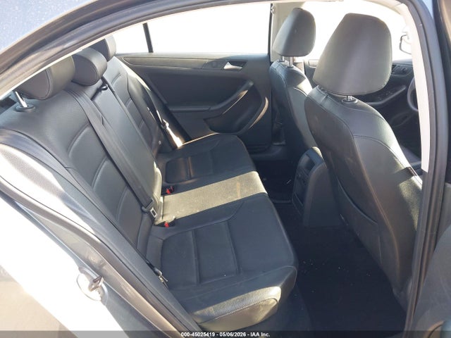 3VWD17AJ9EM244181 Volkswagen Jetta 1.8t Se