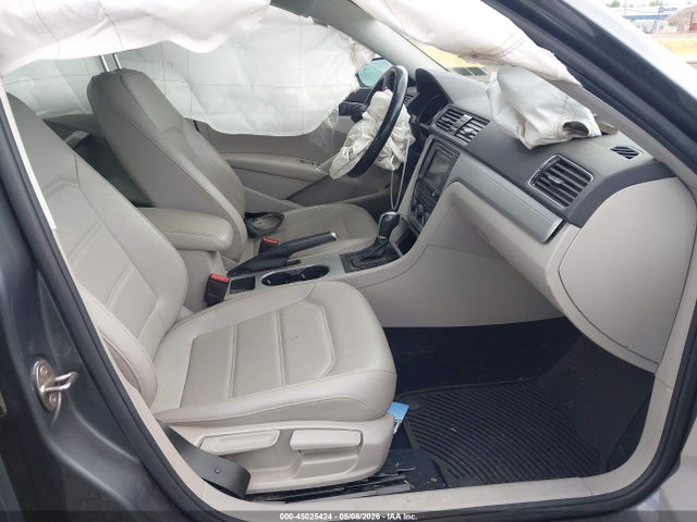 Aukcja sprzedaży 2019 Volkswagen Passat 2.0t Wolfsburg Edition, vin: 1VWLA7A38KC013153, numer aukcji: 45025424