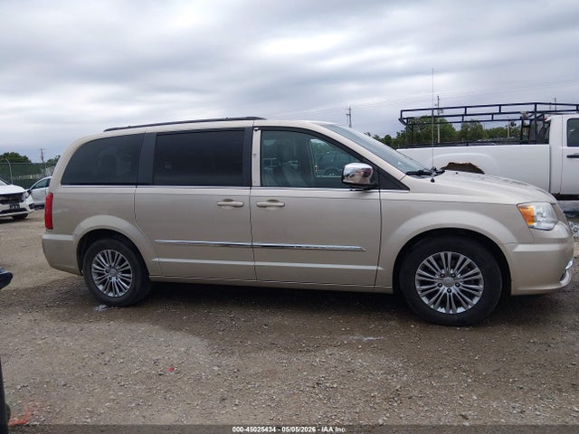 Продажа на аукционе авто 2014 Chrysler Town & Country Touring-l, vin: 2C4RC1CG9ER339138, номер лота: 45025434