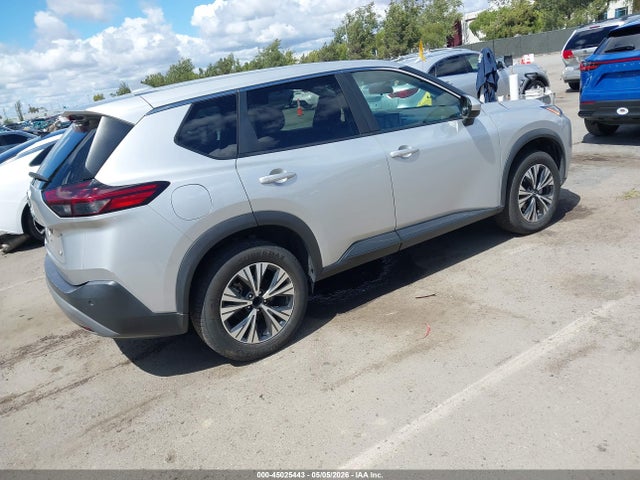 45025443 :رقم المزاد ، 5N1BT3BA7PC836769 vin ، 2023 Nissan Rogue Sv Fwd مزاد بيع