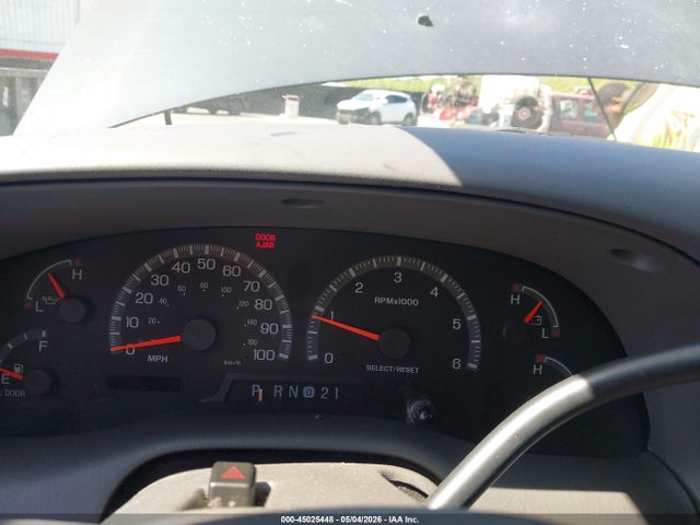 1999 Ford Expedition Eddie Bauer/xlt მანქანა იყიდება აუქციონზე, vin: 1FMRU17L1XLC48327, აუქციონის ნომერი: 45025448