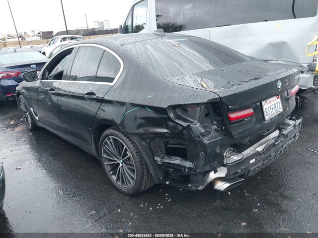2021 Bmw 530e მანქანა იყიდება აუქციონზე, vin: WBA13AG02MCF26349, აუქციონის ნომერი: 45025462