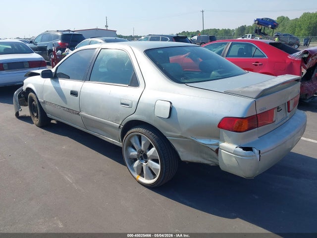 Продажа на аукционе авто 2000 Toyota Camry Ce, vin: 4T1BG22K4YU671007, номер лота: 45025466