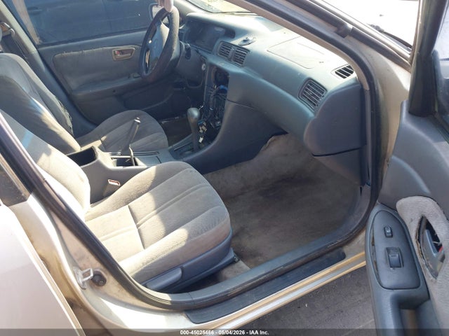 Продажа на аукционе авто 2000 Toyota Camry Ce, vin: 4T1BG22K4YU671007, номер лота: 45025466