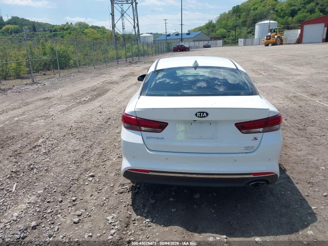 Продаж на аукціоні авто 2018 Kia Optima S, vin: 5XXGT4L38JG203611, номер лоту: 45025473