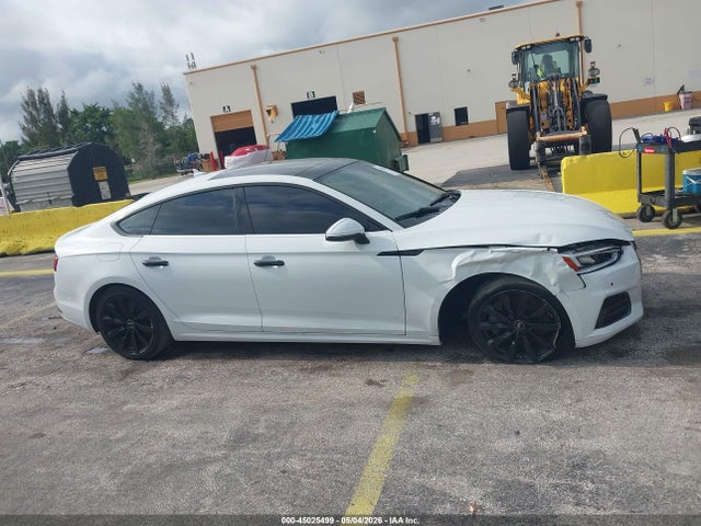45025499 :رقم المزاد ، WAUBNCF52JA057727 vin ، 2018 Audi A5 2.0t Premium مزاد بيع