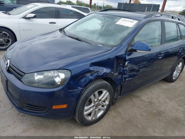 2013 Volkswagen Jetta Sportwagen 2.5l S მანქანა იყიდება აუქციონზე, vin: 3VWKP7AJ8DM677589, აუქციონის ნომერი: 45025501