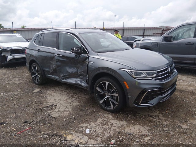 Auction sale of the 2024 Volkswagen Tiguan 2.0t Sel R-line, vin: 3VV4B7AX4RM062531, lot number: 45025510