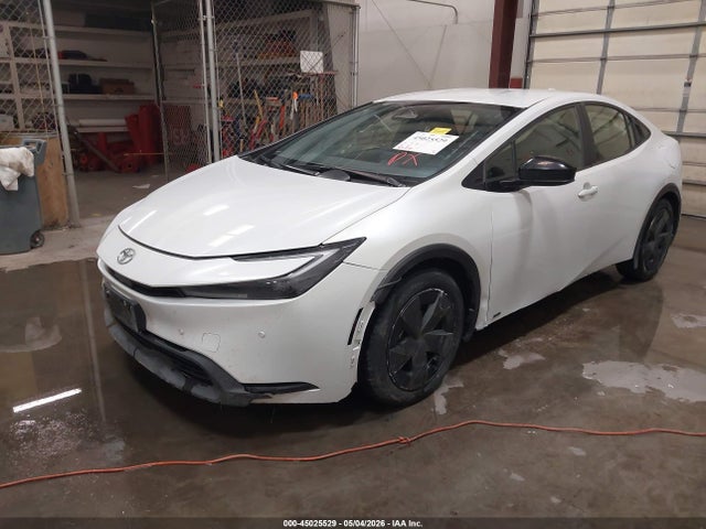 Toyota Prius Le Awd-e 2023 JTDADABU4P3005385 Image 2