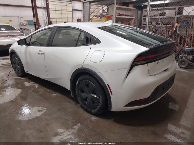 Toyota Prius Le Awd-e 2023 JTDADABU4P3005385 Image 3