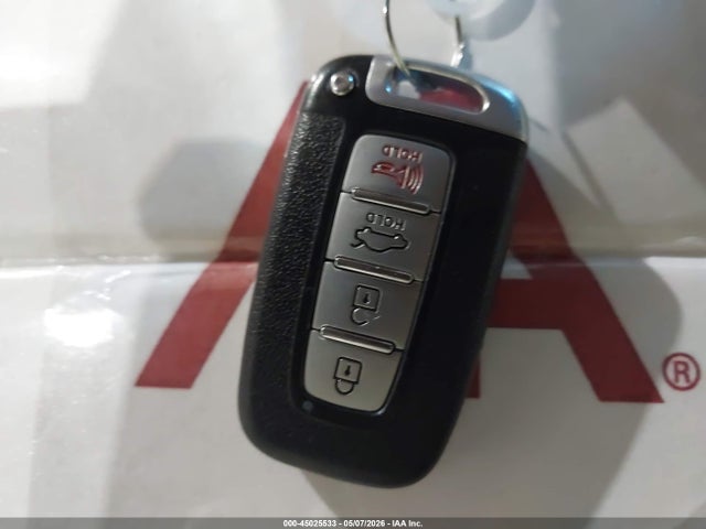 Продажа на аукционе авто 2013 Hyundai Genesis 3.8, vin: KMHGC4DD2DU229221, номер лота: 45025533