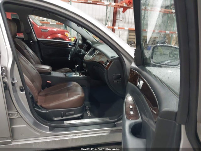 Продажа на аукционе авто 2013 Hyundai Genesis 3.8, vin: KMHGC4DD2DU229221, номер лота: 45025533