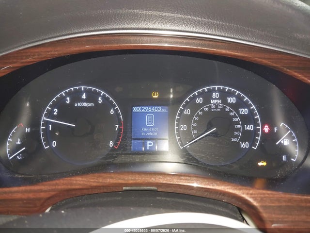 Продажа на аукционе авто 2013 Hyundai Genesis 3.8, vin: KMHGC4DD2DU229221, номер лота: 45025533