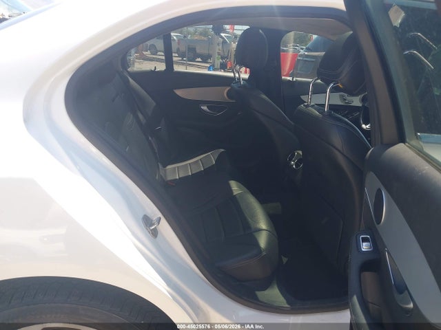 55SWF4KB1FU093988 Mercedes-Benz C 300 4matic