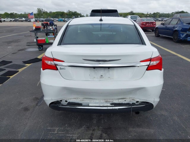 2012 Chrysler 200 Lx მანქანა იყიდება აუქციონზე, vin: 1C3CCBAB1CN134799, აუქციონის ნომერი: 45025578