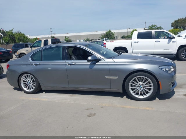 WBAYA8C5XED228199 BMW 750i