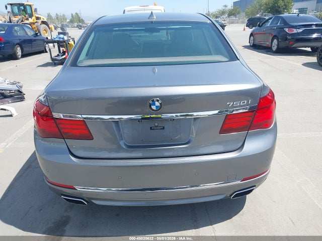 WBAYA8C5XED228199 BMW 750i