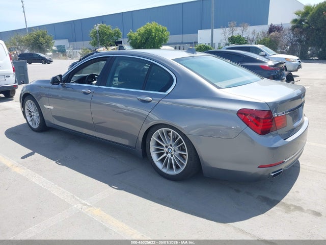 WBAYA8C5XED228199 BMW 750i