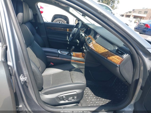WBAYA8C5XED228199 BMW 750i