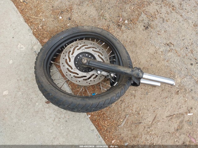 SMT925RN9GT736071 Triumph Motorcycle Scrambler