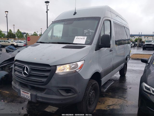 W1Z4EFVY1NP457782 Mercedes-Benz Sprinter 2500 Standard Roof V6