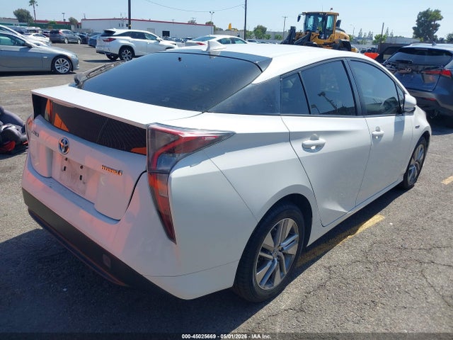 45025669 :رقم المزاد ، JTDKBRFU2G3517178 vin ، 2016 Toyota Prius Two مزاد بيع