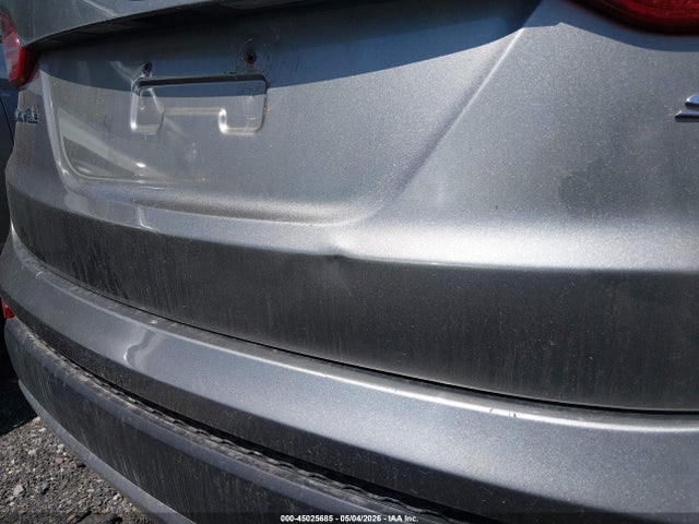 45025685 :رقم المزاد ، 5XYZTDLB3FG301738 vin ، 2015 Hyundai Santa Fe Sport 2.4l مزاد بيع