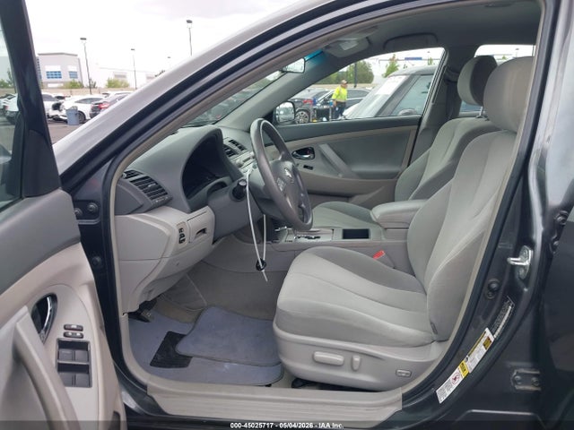 45025717 :رقم المزاد ، 4T4BE46K39R124040 vin ، 2009 Toyota Camry Le مزاد بيع