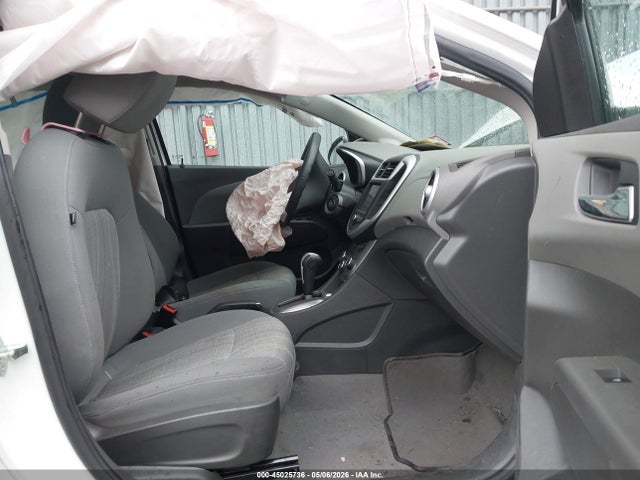 Продаж на аукціоні авто 2020 Chevrolet Sonic Fwd  Lt, vin: 1G1JD5SB3L4114472, номер лоту: 45025736