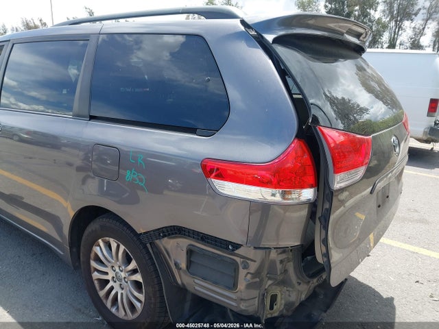 5TDYK3DC2ES488701 Toyota Sienna Xle V6 8 Passenger