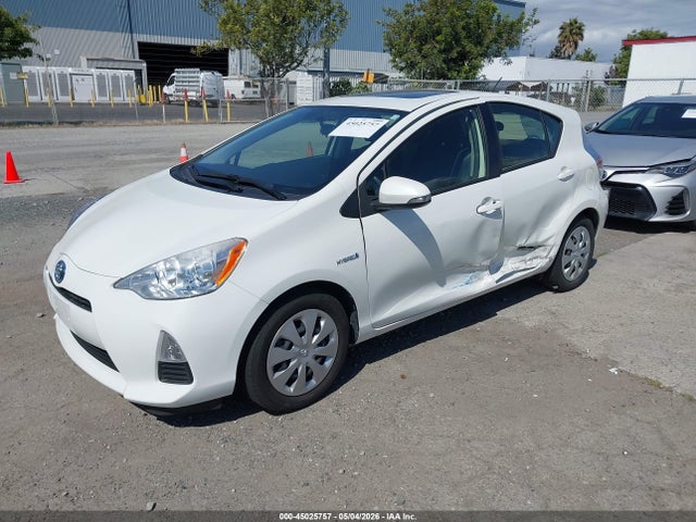 45025757 :رقم المزاد ، JTDKDTB36C1031113 vin ، 2012 Toyota Prius C Three مزاد بيع