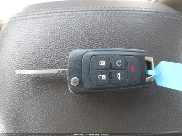 45025770 :رقم المزاد ، 1G1PE5SB8F7222273 vin ، 2015 Chevrolet Cruze 2lt Auto مزاد بيع