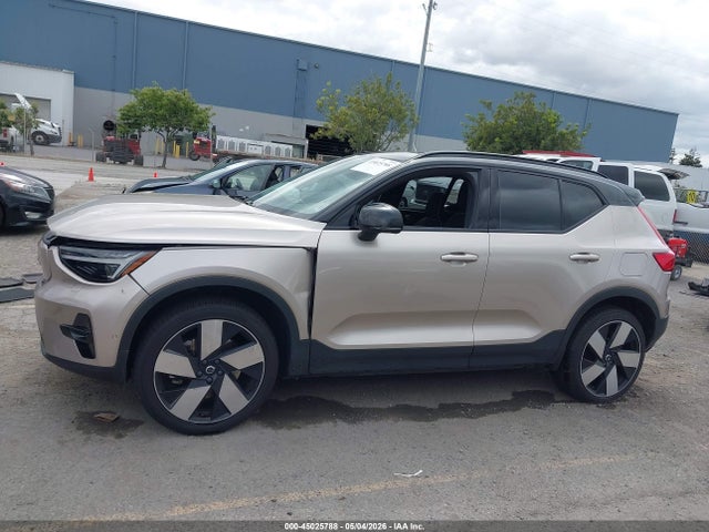 45025788 :رقم المزاد ، YV4ED3UM8P2070625 vin ، 2023 Volvo Xc40 Recharge Pure Electric Twin Ultimate مزاد بيع