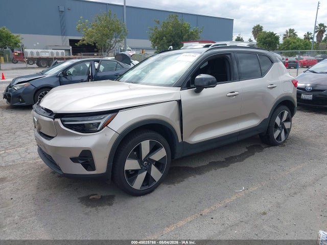 45025788 :رقم المزاد ، YV4ED3UM8P2070625 vin ، 2023 Volvo Xc40 Recharge Pure Electric Twin Ultimate مزاد بيع