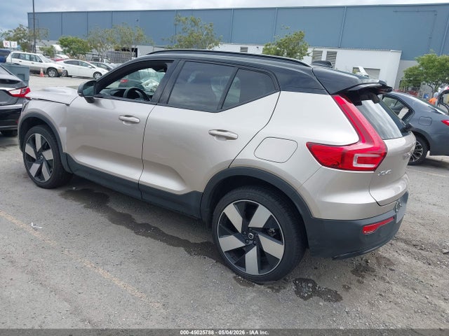 45025788 :رقم المزاد ، YV4ED3UM8P2070625 vin ، 2023 Volvo Xc40 Recharge Pure Electric Twin Ultimate مزاد بيع
