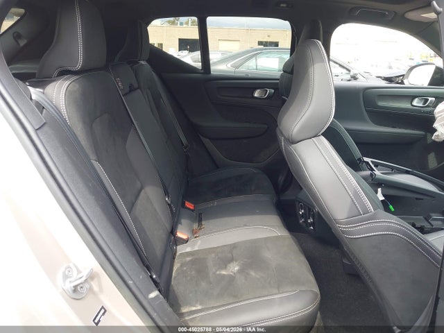 45025788 :رقم المزاد ، YV4ED3UM8P2070625 vin ، 2023 Volvo Xc40 Recharge Pure Electric Twin Ultimate مزاد بيع