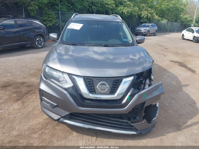 45025809 :رقم المزاد ، KNMAT2MV0HP582763 vin ، 2017 Nissan Rogue Sv مزاد بيع