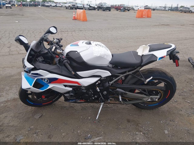 45025823 :رقم المزاد ، WB10P2301S6L53430 vin ، 2025 Bmw S 1000 Rr مزاد بيع