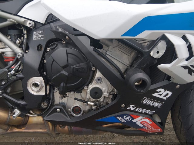 45025823 :رقم المزاد ، WB10P2301S6L53430 vin ، 2025 Bmw S 1000 Rr مزاد بيع