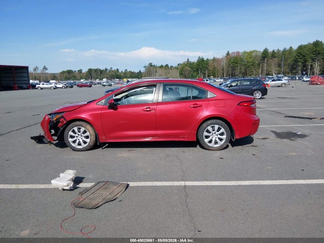 Продажа на аукционе авто 2021 Toyota Corolla Le, vin: 5YFEPMAE5MP266287, номер лота: 45025861