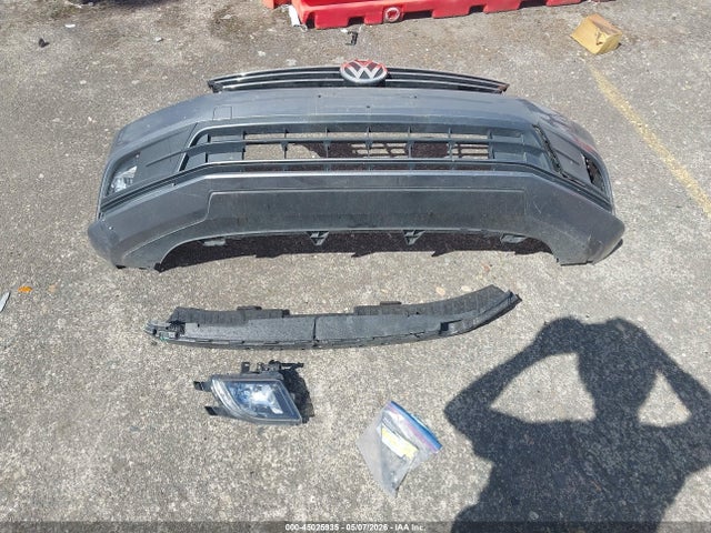2017 Volkswagen Jetta 1.4t Se მანქანა იყიდება აუქციონზე, vin: 3VWDB7AJ2HM380881, აუქციონის ნომერი: 45025935