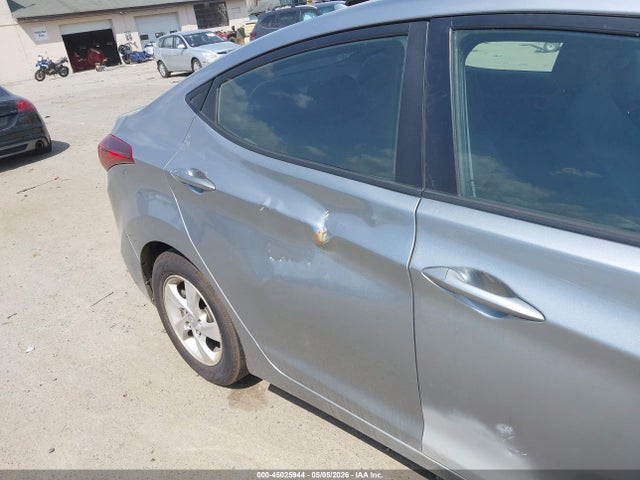 Продаж на аукціоні авто 2015 Hyundai Elantra Se, vin: 5NPDH4AE0FH565100, номер лоту: 45025944
